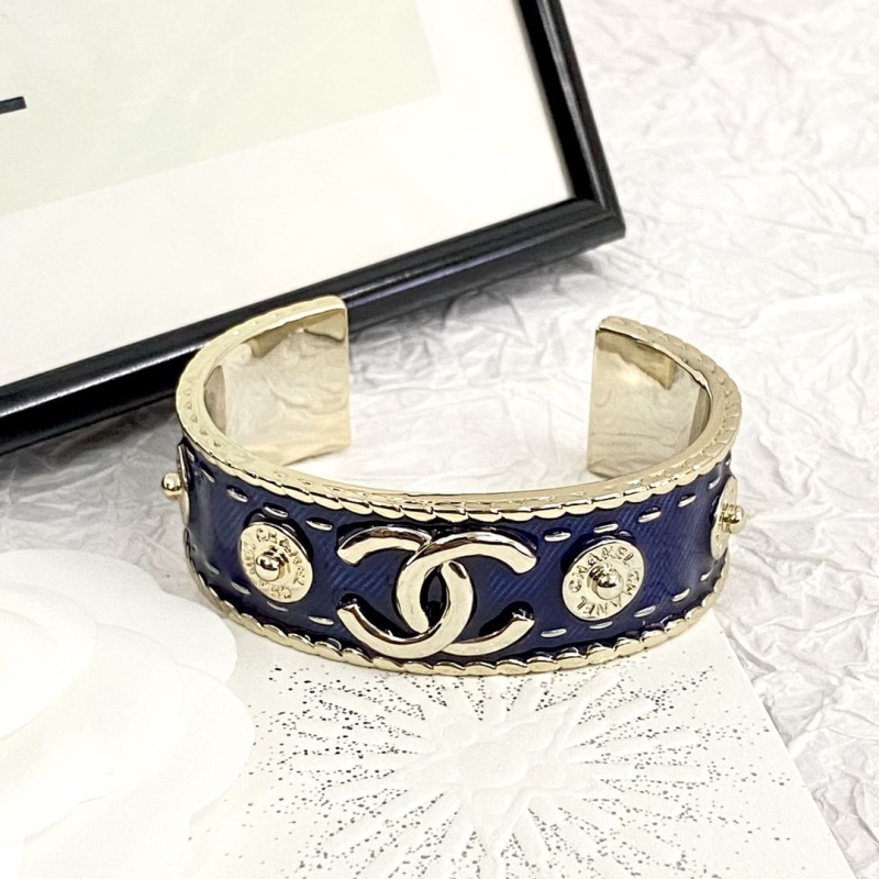 Ch**el bracelets